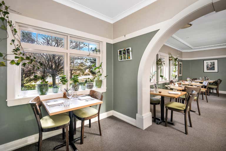 Links House Hotel, 17 Links Road, Bowral, NSW 2576 Hotel & Leisure