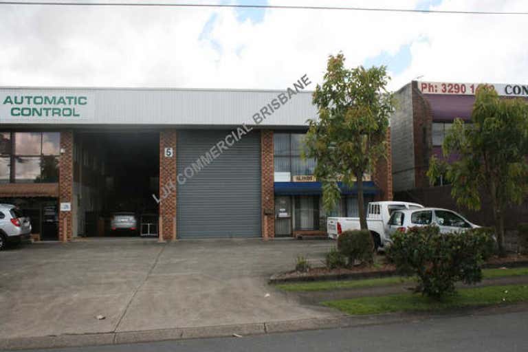 2/5 Westerway Street Slacks Creek QLD 4127 - Image 2