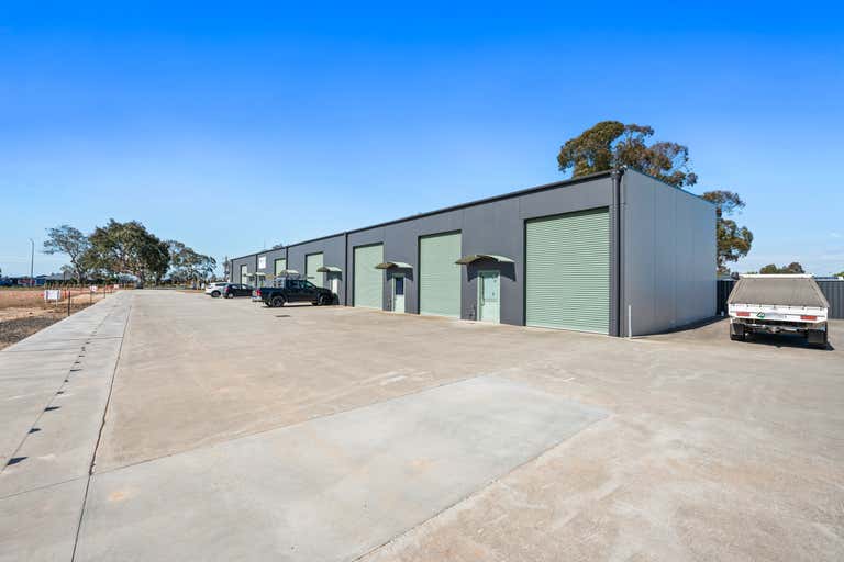 6/28 Cobains Road Sale VIC 3850 - Image 1