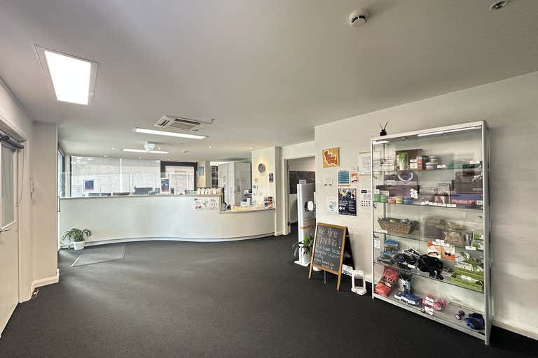 Ground, 33-35 Warrigal Road Oakleigh VIC 3166 - Image 2