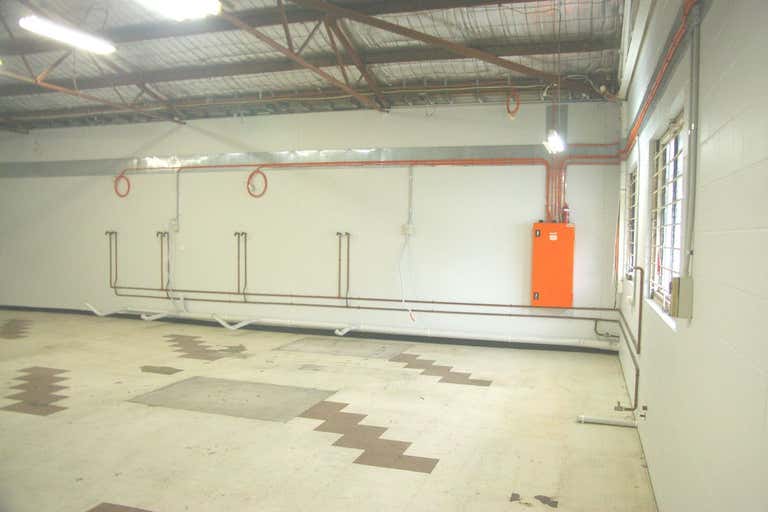 8 ENTERPRISE STREET Salisbury QLD 4107 - Image 3