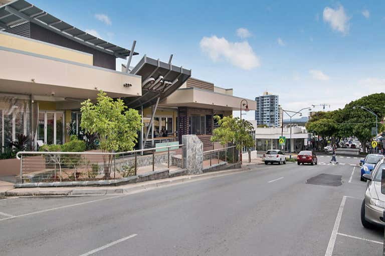 CALOUNDRA HOTEL, 12 BULCOCK STREET Caloundra QLD 4551 - Image 1