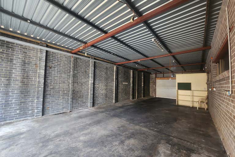 5/9 Mineral Road Oak Flats NSW 2529 - Image 2