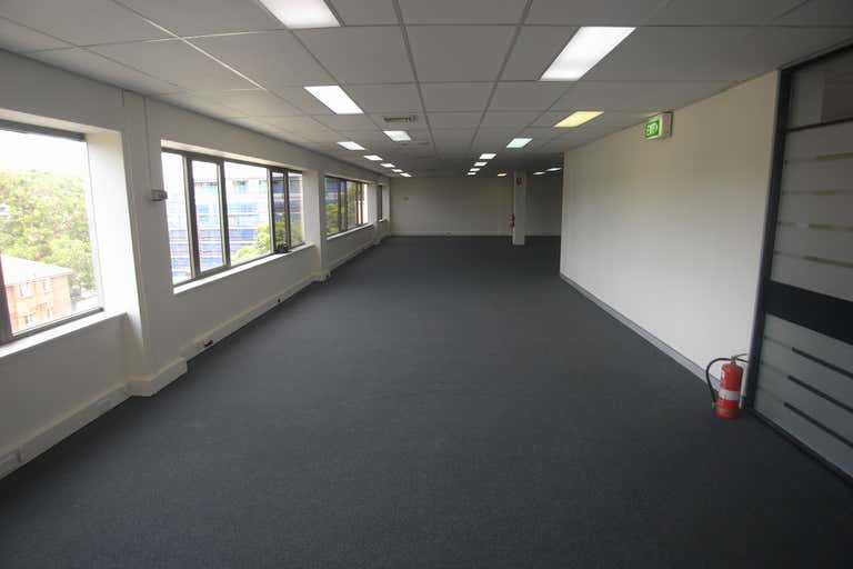 Suite 402, 54 Neridah Street Chatswood NSW 2067 - Image 4