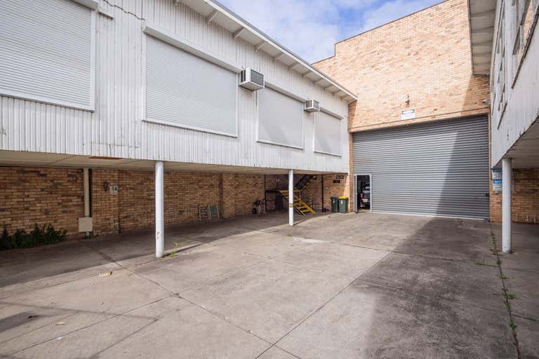 13 Roosevelt Street Coburg North VIC 3058 - Image 2