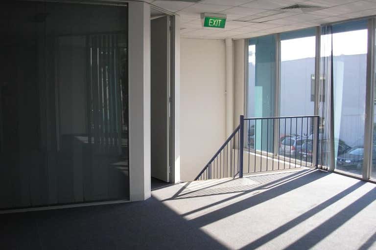 Unit 5, 200 Turner Street Port Melbourne VIC 3207 - Image 4