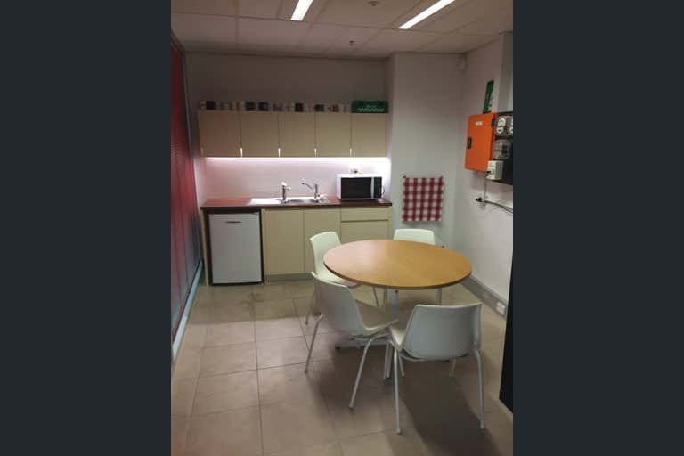Level 1, Suite 4, 159 Queen Street Campbelltown NSW 2560 - Image 4