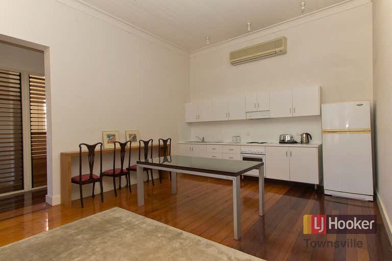 3/54 Denham Street Townsville City QLD 4810 - Image 2