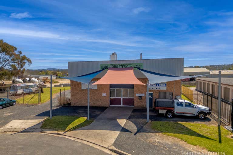 11 Wright Place Armidale NSW 2350 - Image 1