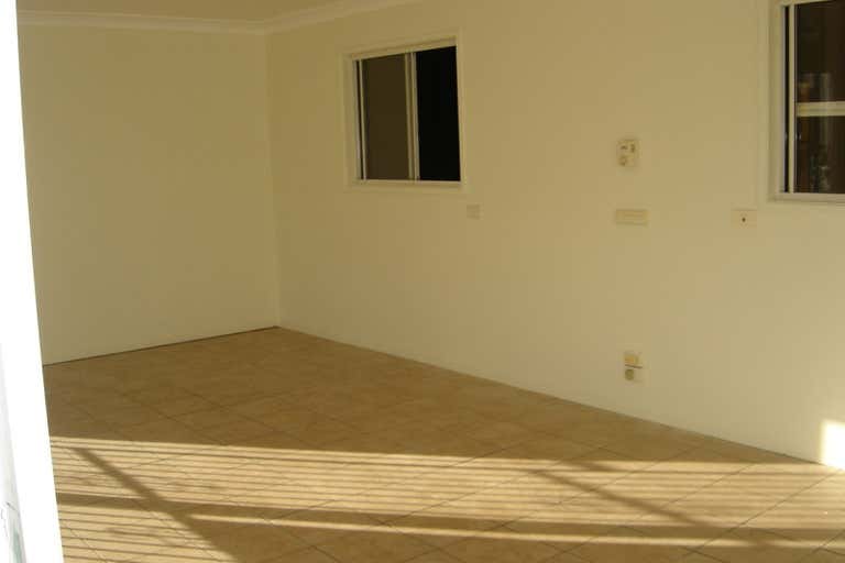 Unit 6, 112 Harburg Drive Beenleigh QLD 4207 - Image 3