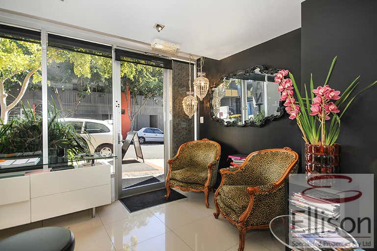 10/115 Robertson Street Fortitude Valley QLD 4006 - Image 2