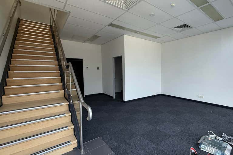 Suite 127, 9 Hall Street Port Melbourne VIC 3207 - Image 2