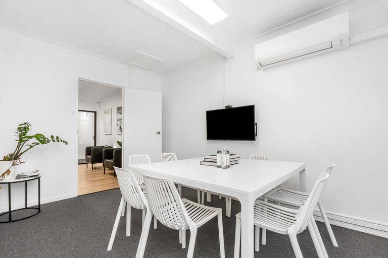 Suite 3/34-38 Griffith Street Coolangatta QLD 4225 - Image 4