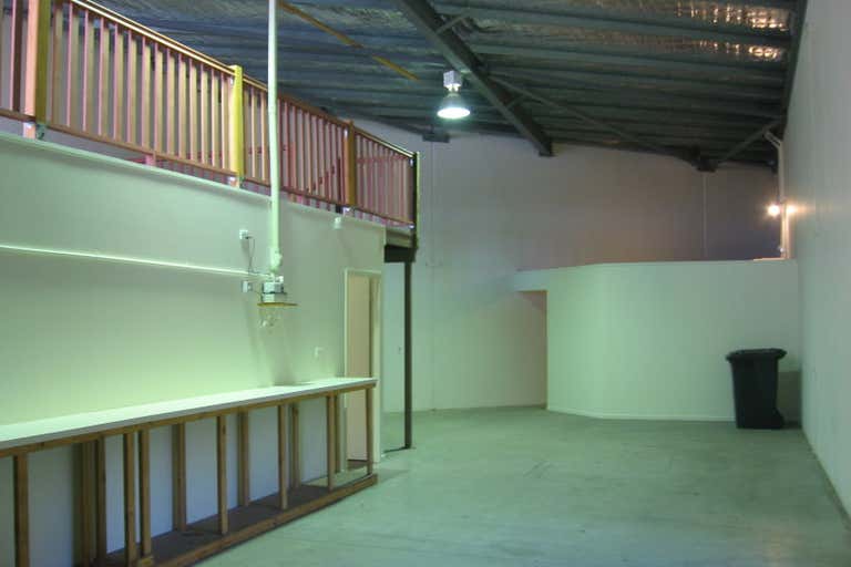 Unit 4, 42 Export Drive Molendinar QLD 4214 - Image 2