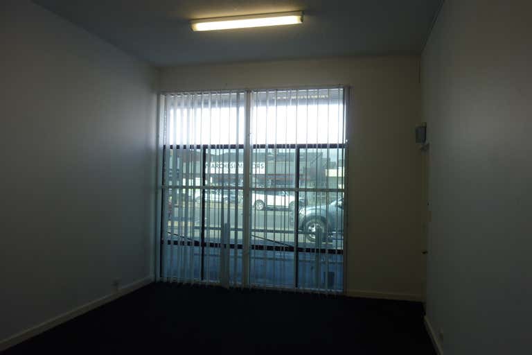 2A/5 Boag Road Morley WA 6062 - Image 4