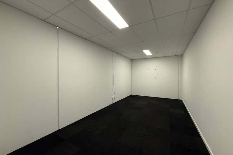 18 Mallard Drive Altona North VIC 3025 - Image 4