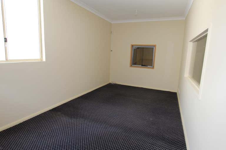 Unit 4, 9 Moorlands Road Ingleburn NSW 2565 - Image 4