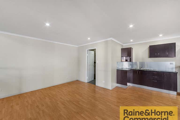 Front, 8 Shoebury Street Rocklea QLD 4106 - Image 3