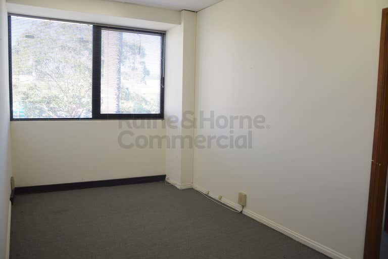 S2, 438 High Street Penrith NSW 2750 - Image 4
