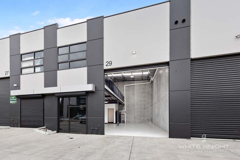 29 Star Circuit Derrimut VIC 3026 - Image 2