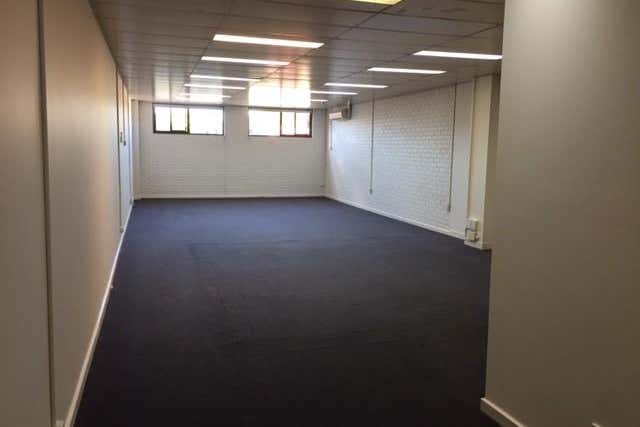 Suite 3, 1st Floor 112A Martin Street Brighton VIC 3186 - Image 3