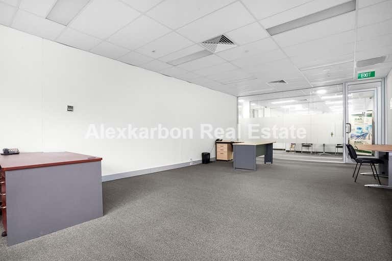 11/70 Racecourse Road North Melbourne VIC 3051 - Image 4