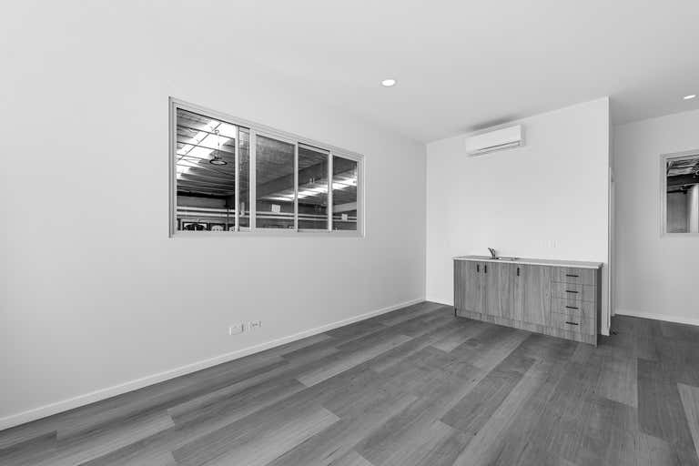 12a Racecourse Road Williamstown VIC 3016 - Image 2