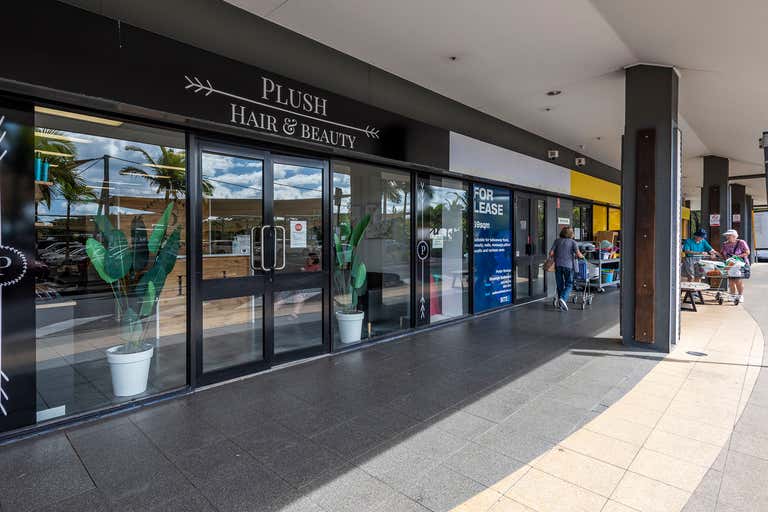 Urangan Central Shopping Centre, Shop 2, Cnr Boat Harbour Drive & Elizabeth Street Urangan QLD 4655 - Image 3