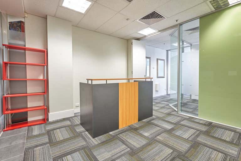 1005/365 Little Collins Street Melbourne VIC 3000 - Image 2