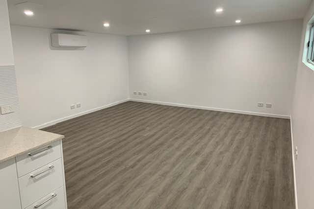 Molendinar QLD 4214 - Image 1