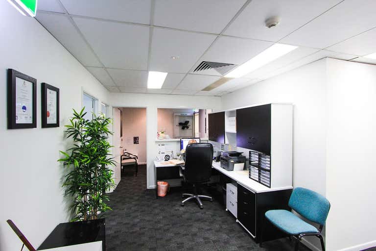 Suite 21A, 3 Dennis Road Springwood QLD 4127 - Image 3