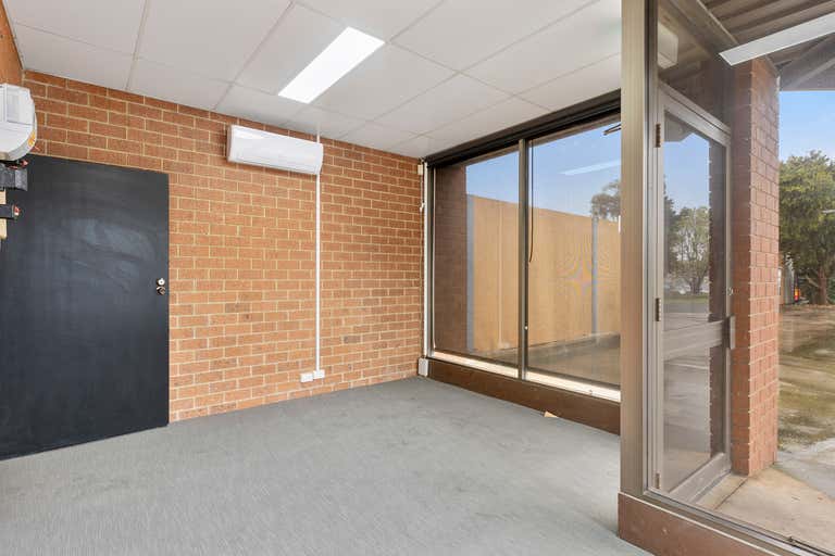 20-22 Concord Cres Carrum Downs VIC 3201 - Image 3