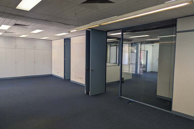 Under Offer, 2/147 Currie Street Adelaide SA 5000 - Image 3