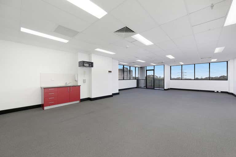 2.04/10 Tilley Lane Frenchs Forest NSW 2086 - Image 2