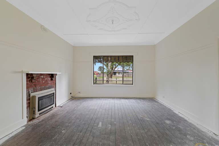 2 Loch Street Yarragon VIC 3823 - Image 3