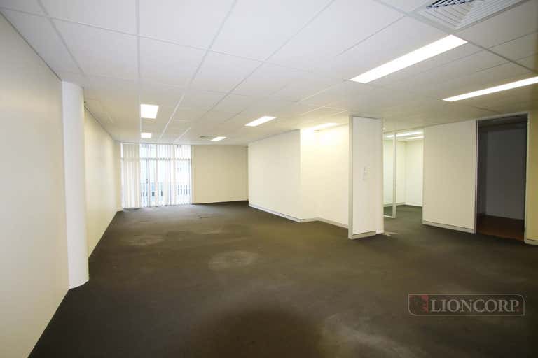 Upper Mount Gravatt QLD 4122 - Image 2