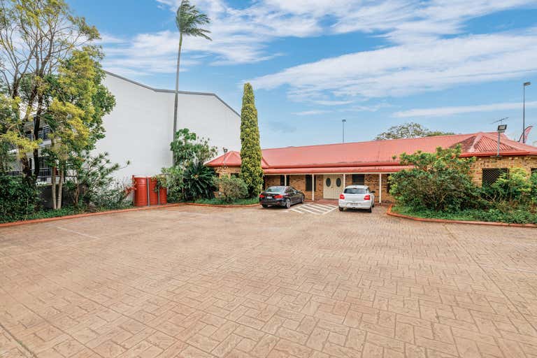 10 Vanessa Boulevard Springwood QLD 4127 - Image 2