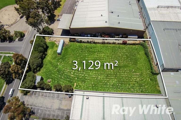 25 Gilbert Park Drive Knoxfield VIC 3180 - Image 2