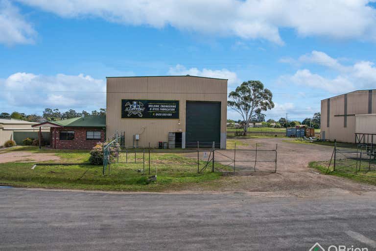 11 Princes Highway Stratford VIC 3862 - Image 1