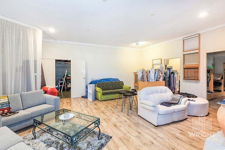 1/33 Central Drive Burleigh Heads QLD 4220 - Image 4