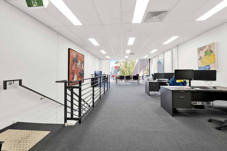 9/2 Bromham Place Richmond VIC 3121 - Image 2