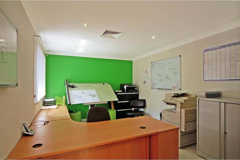 15 Geary Place North Nowra NSW 2541 - Image 4