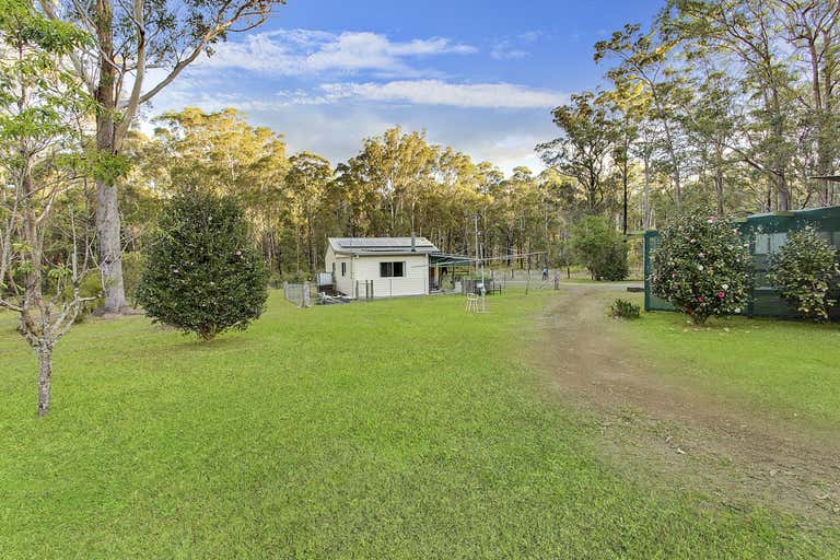 411 Blackhead Road, Hallidays Point, NSW 2430 Hotel, Motel & Leisure