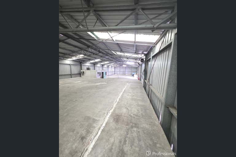 3/38 Gladstone Benaraby road Toolooa QLD 4680 - Image 2