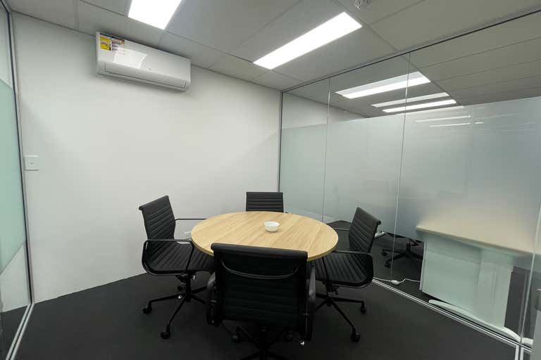 10b/7 Hoyle Avenue Castle Hill NSW 2154 - Image 4