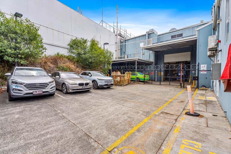 5 Goodyear Street Southport QLD 4215 - Image 3