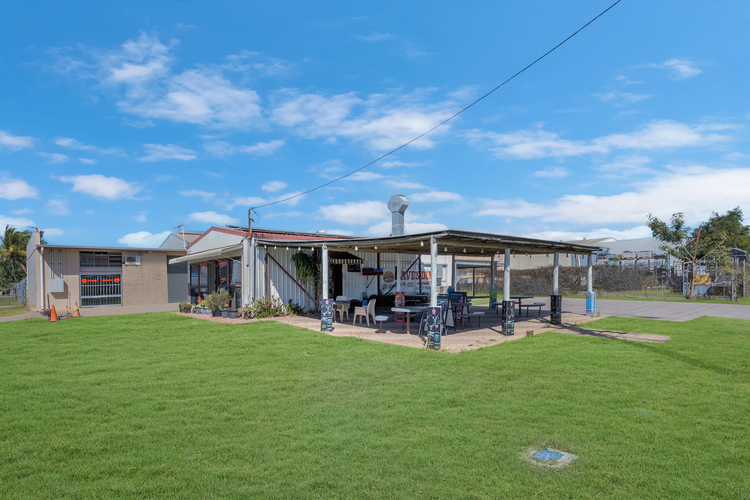 14 VENNARD STREET Garbutt QLD 4814 - Image 3