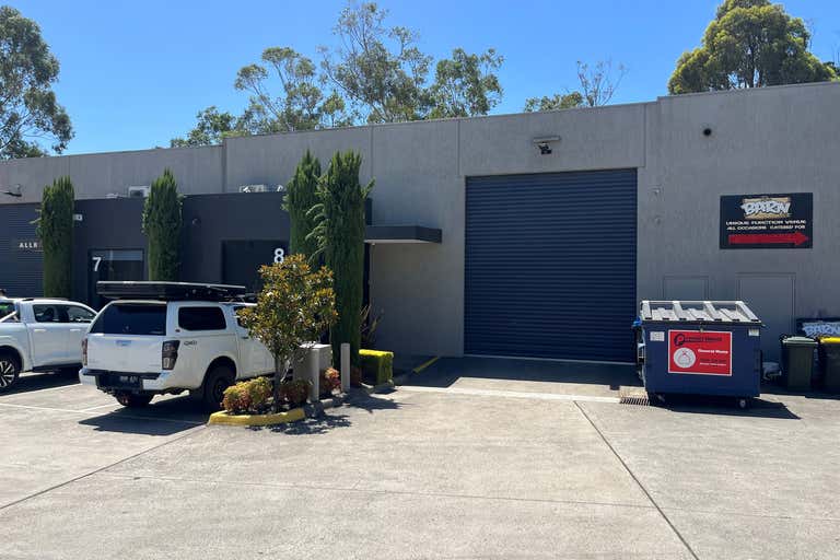 8/24 LONGSTAFF ROAD Bayswater VIC 3153 - Image 1