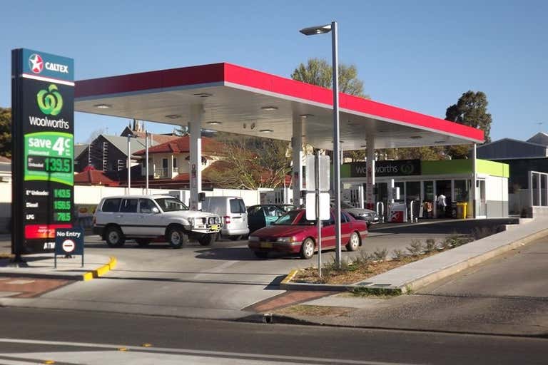 WOW Caltex 244 Beardy Street Armidale NSW 2350 - Image 2