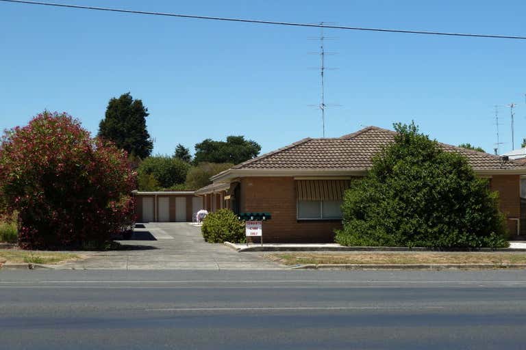 406 Drummond Street North Ballarat Central VIC 3350 - Image 3